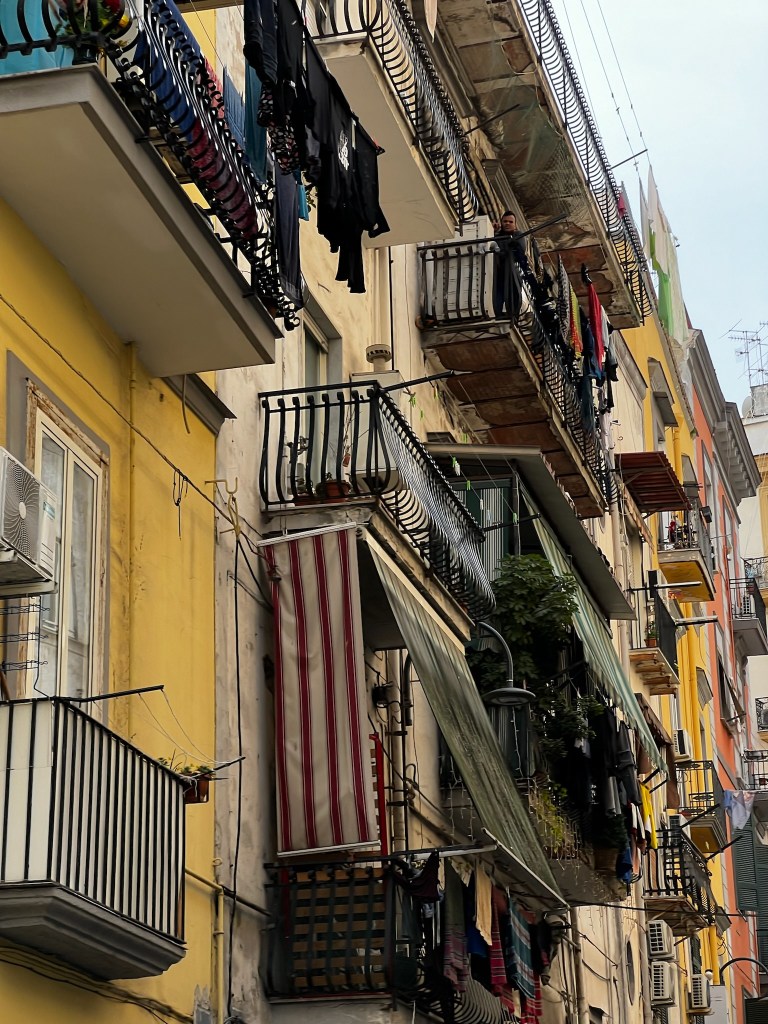 Nápoles en un día: qué ver, ruta imprescindible y la mejor pizza 